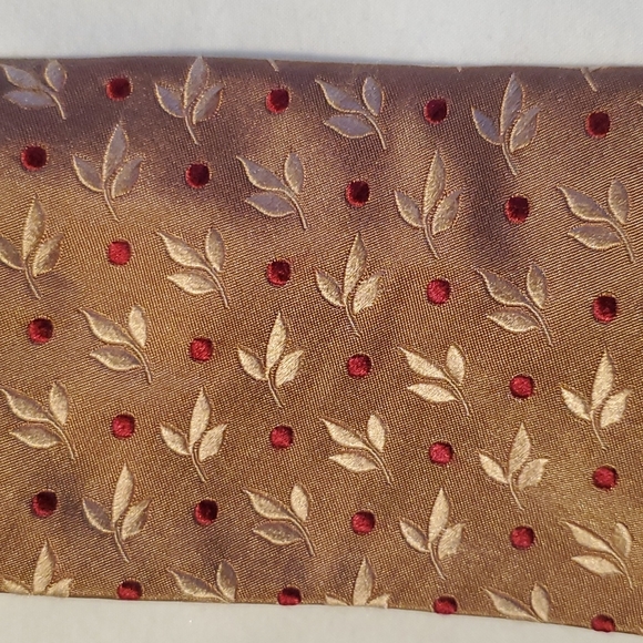 Men's brown with red dot and flower pattern Ted Baker Tie - Picture 6 of 6